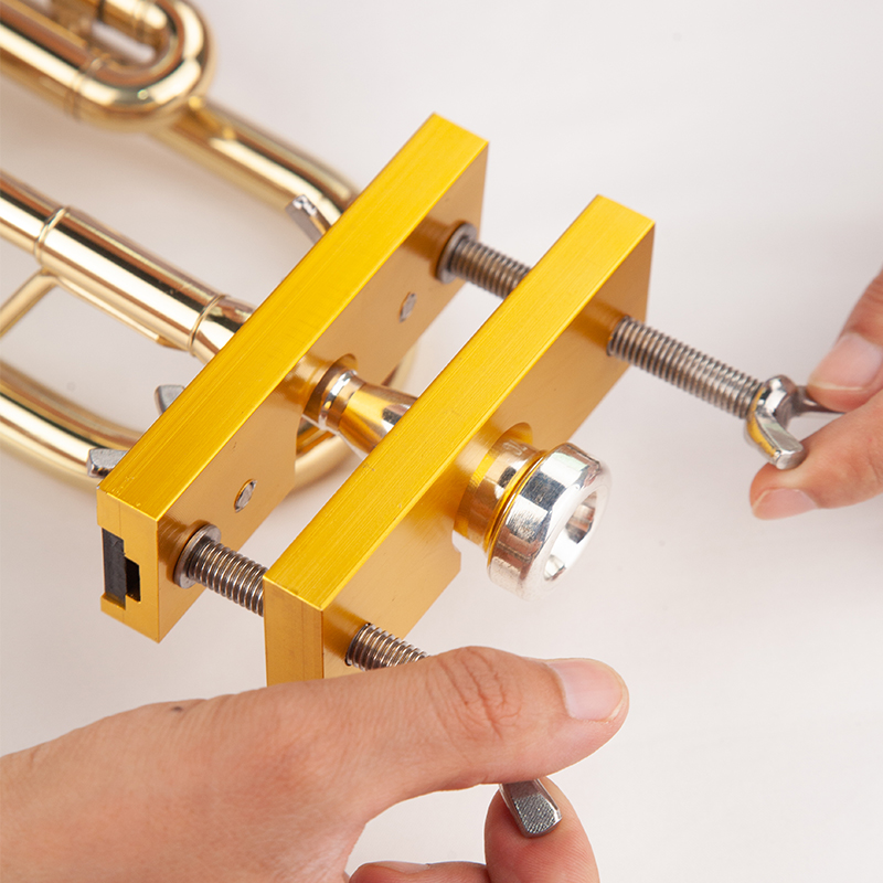 Trombone Mouthpiece - Ściągacz do ustnika trąbki Bb, separator,