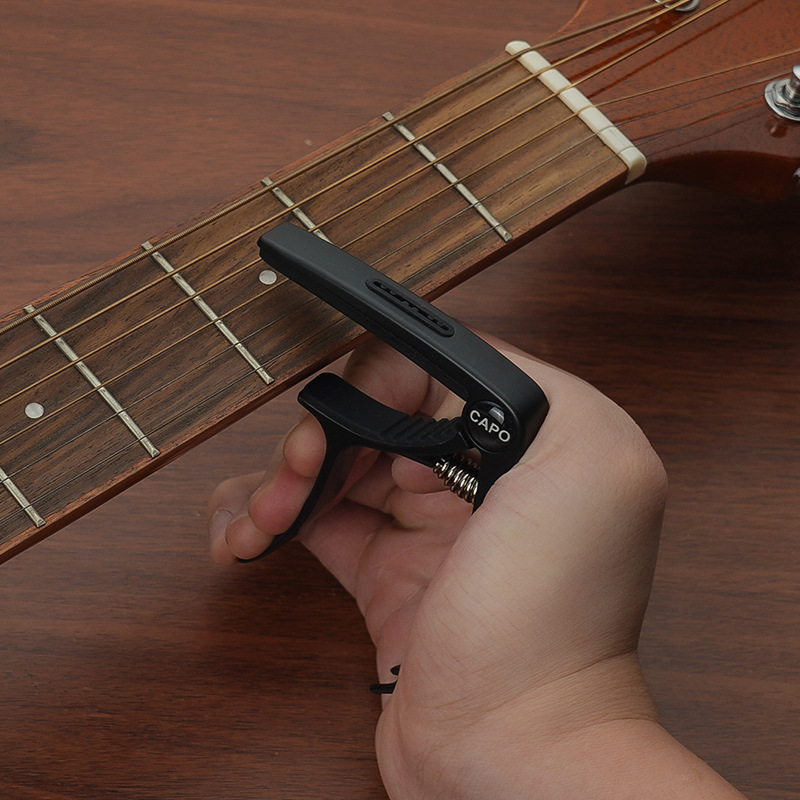 3-w-1 Doskonały Metalowy Klips – Guitar Capo Clip recenzja i cena